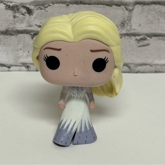 Funko POP! Frozen II ELSA #597 Vinyl Figure 2019 - Picture 1 of 10